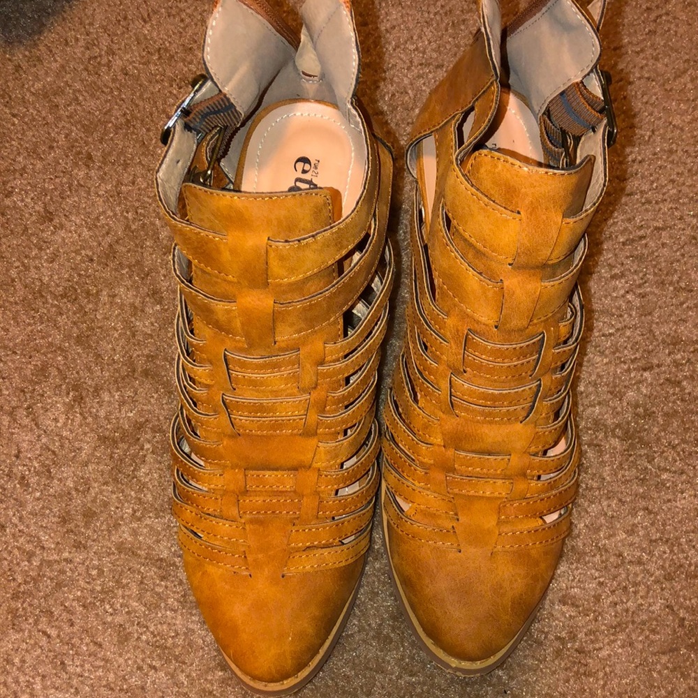 Women shoes